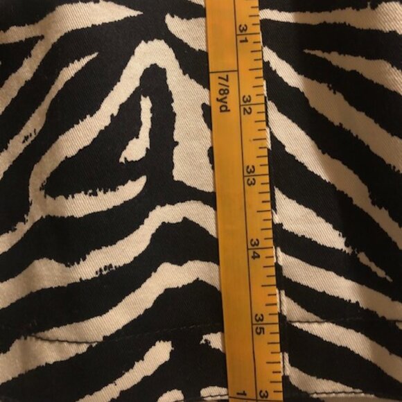 Michael Kors Women’s Zebra Print Cotton Belted Trench Coat; Size Large - Picture 12 of 16